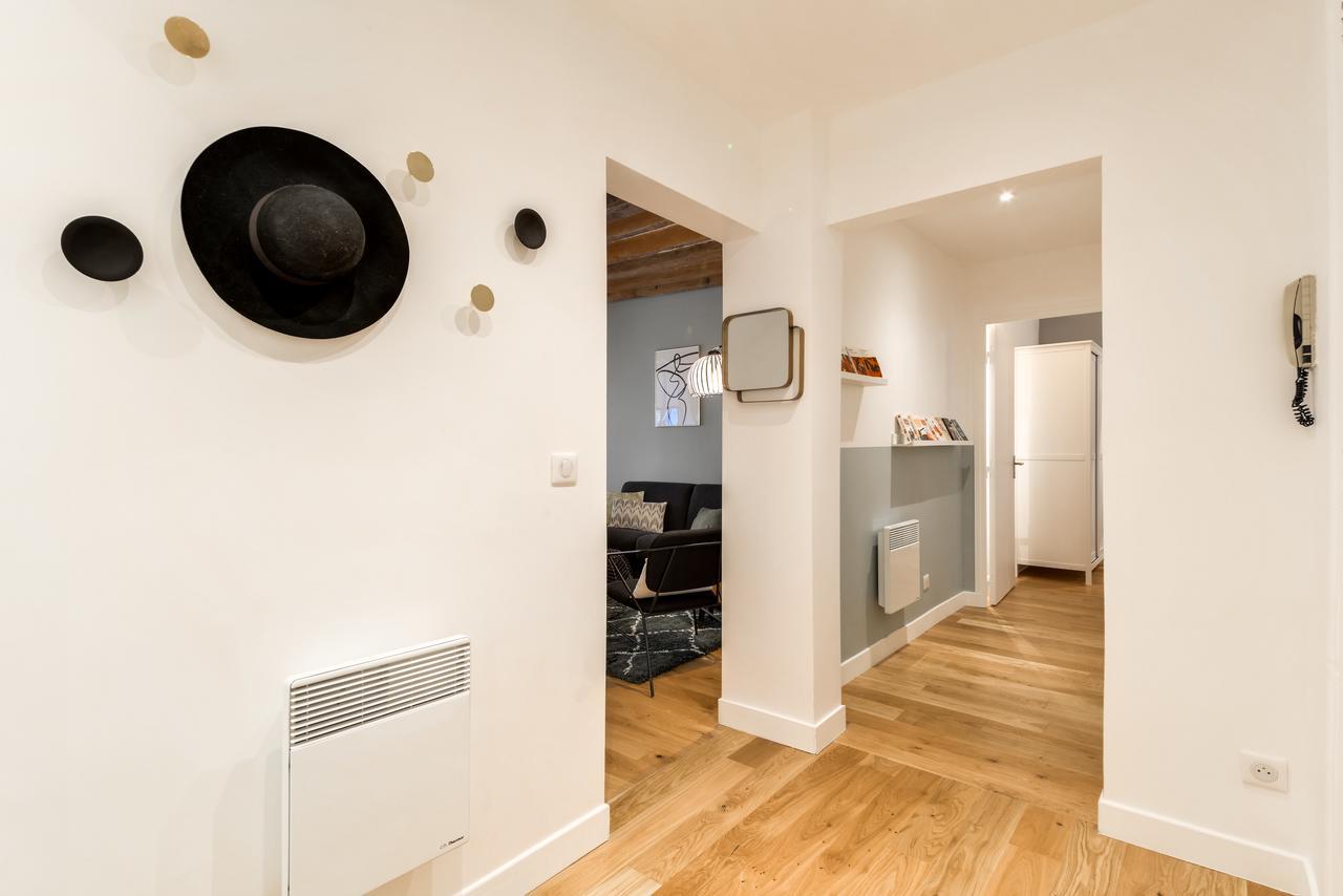 Apartemen 78 m² dengan 3 kamar tidur dan 1 kamar mandi pribadi di 8th - Champs Elysees Paris Bagian luar foto